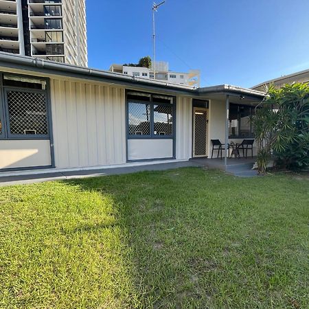Tropicana Motel Gold Coast Extérieur photo