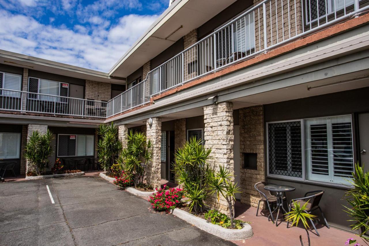 Tropicana Motel Gold Coast Extérieur photo
