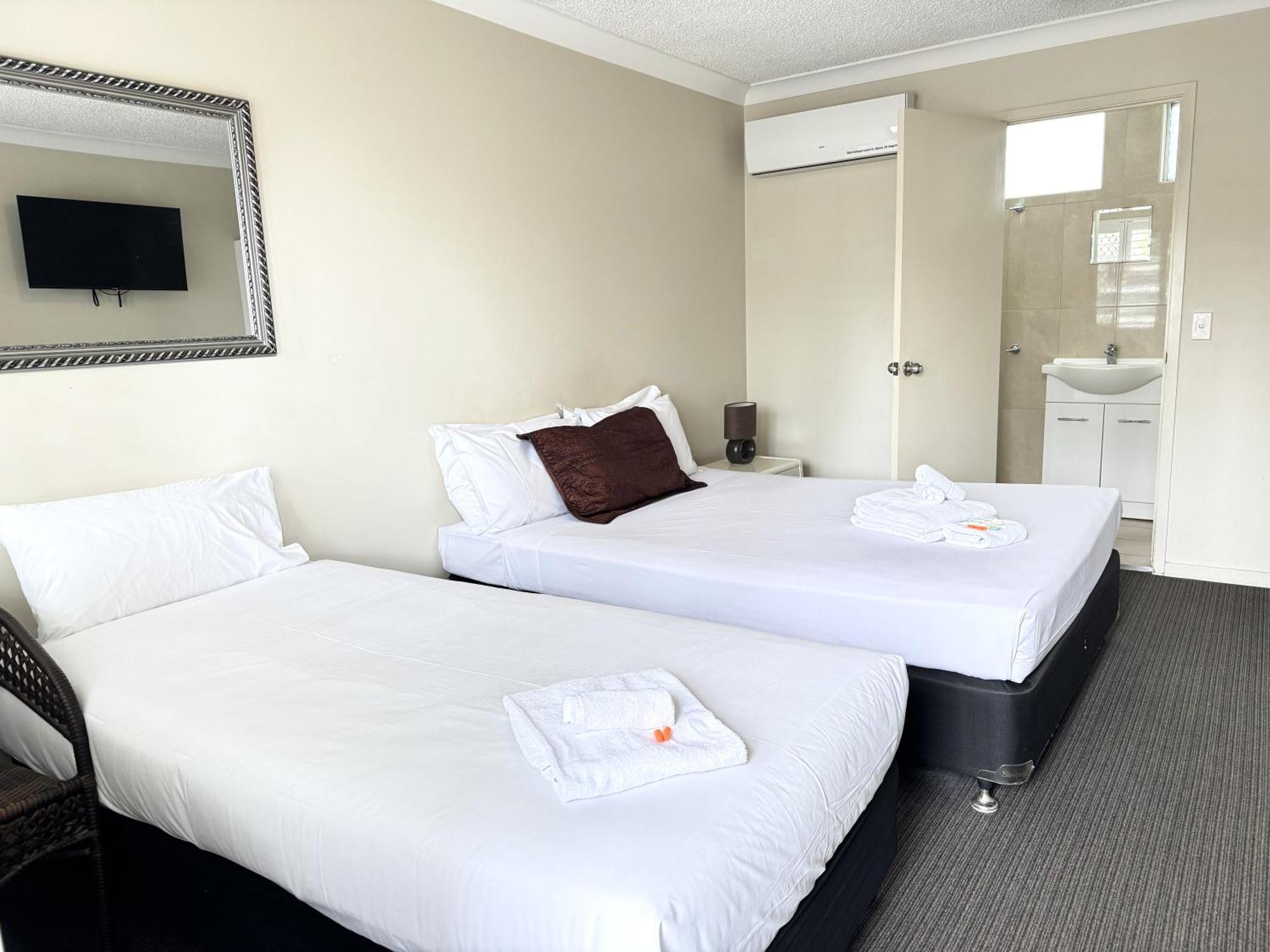 Tropicana Motel Gold Coast Extérieur photo