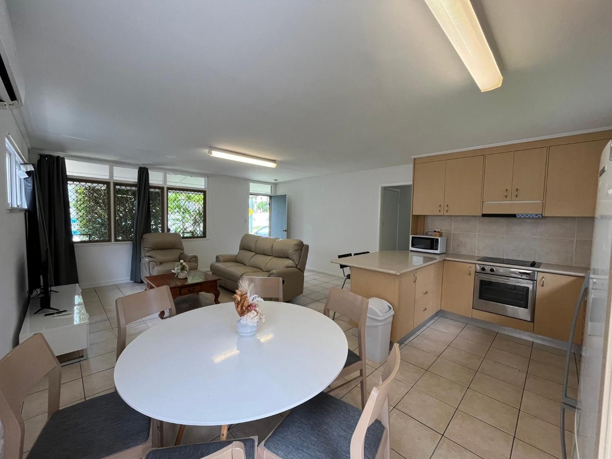 Tropicana Motel Gold Coast Extérieur photo
