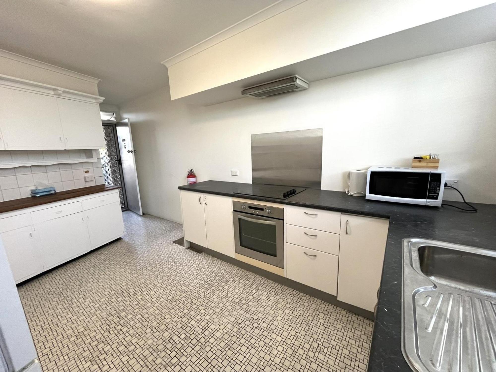 Tropicana Motel Gold Coast Extérieur photo