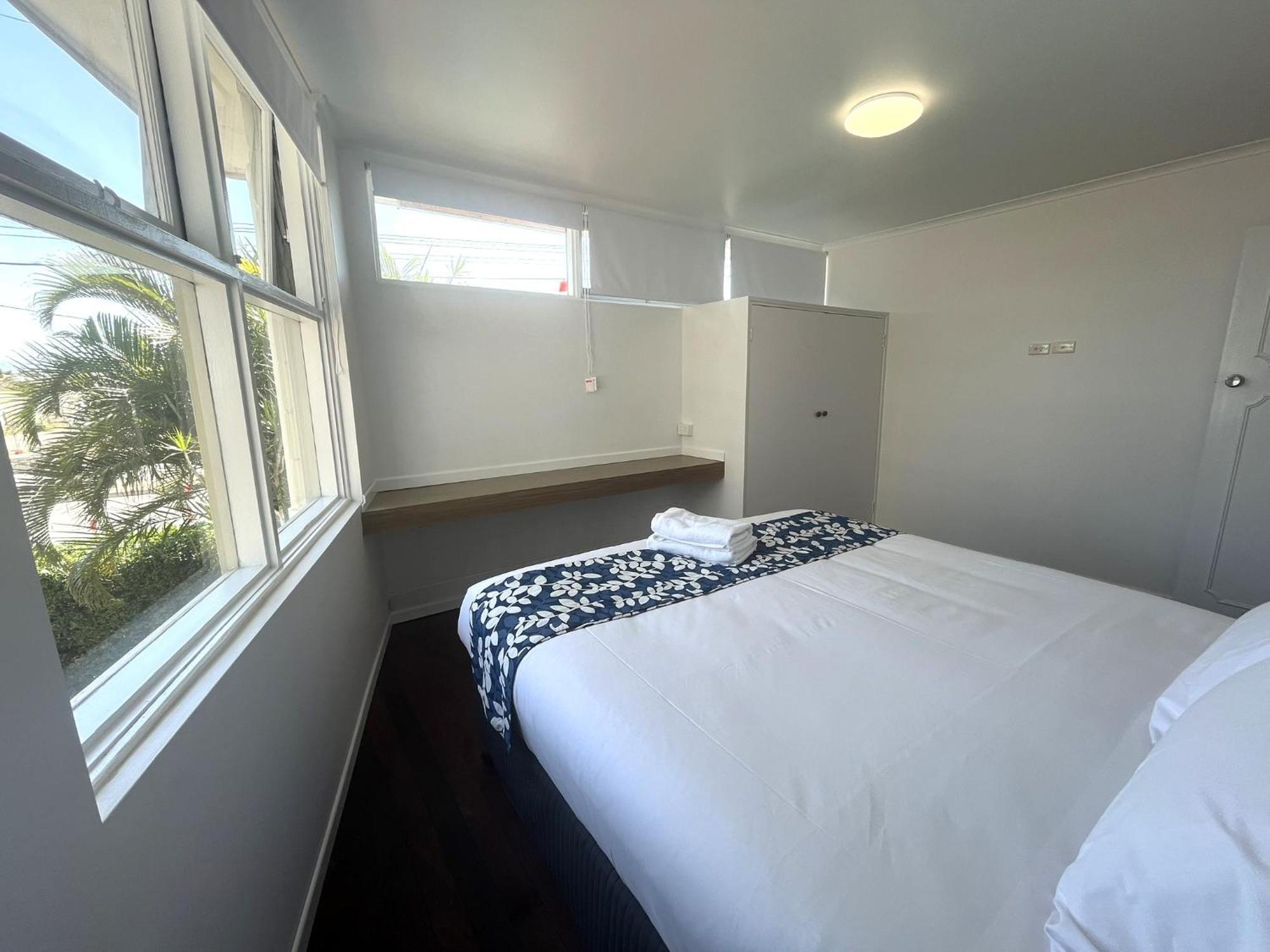 Tropicana Motel Gold Coast Extérieur photo